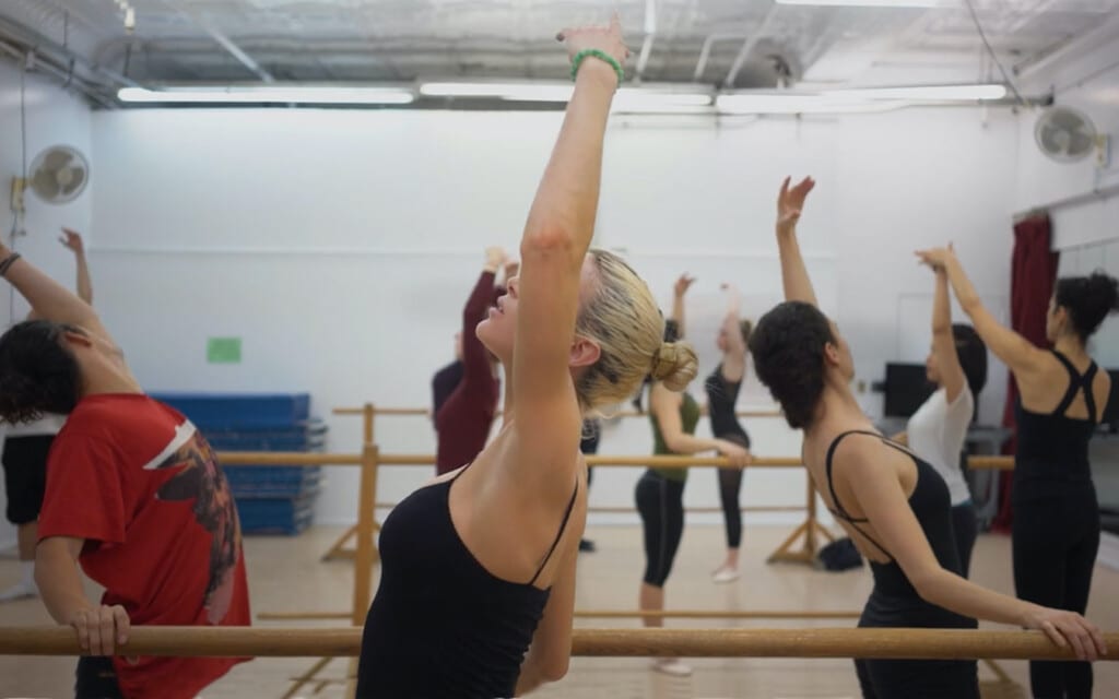 Madeline Jaye teaching Ballet